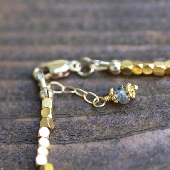 Adjustable Handmade Natural Pearl Bracelet in 18K Yellow Gold Vermeil - Picture 3 of 5